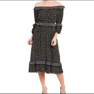 ♣️MAX STUDIO off the shoulder midi dress !!♣️